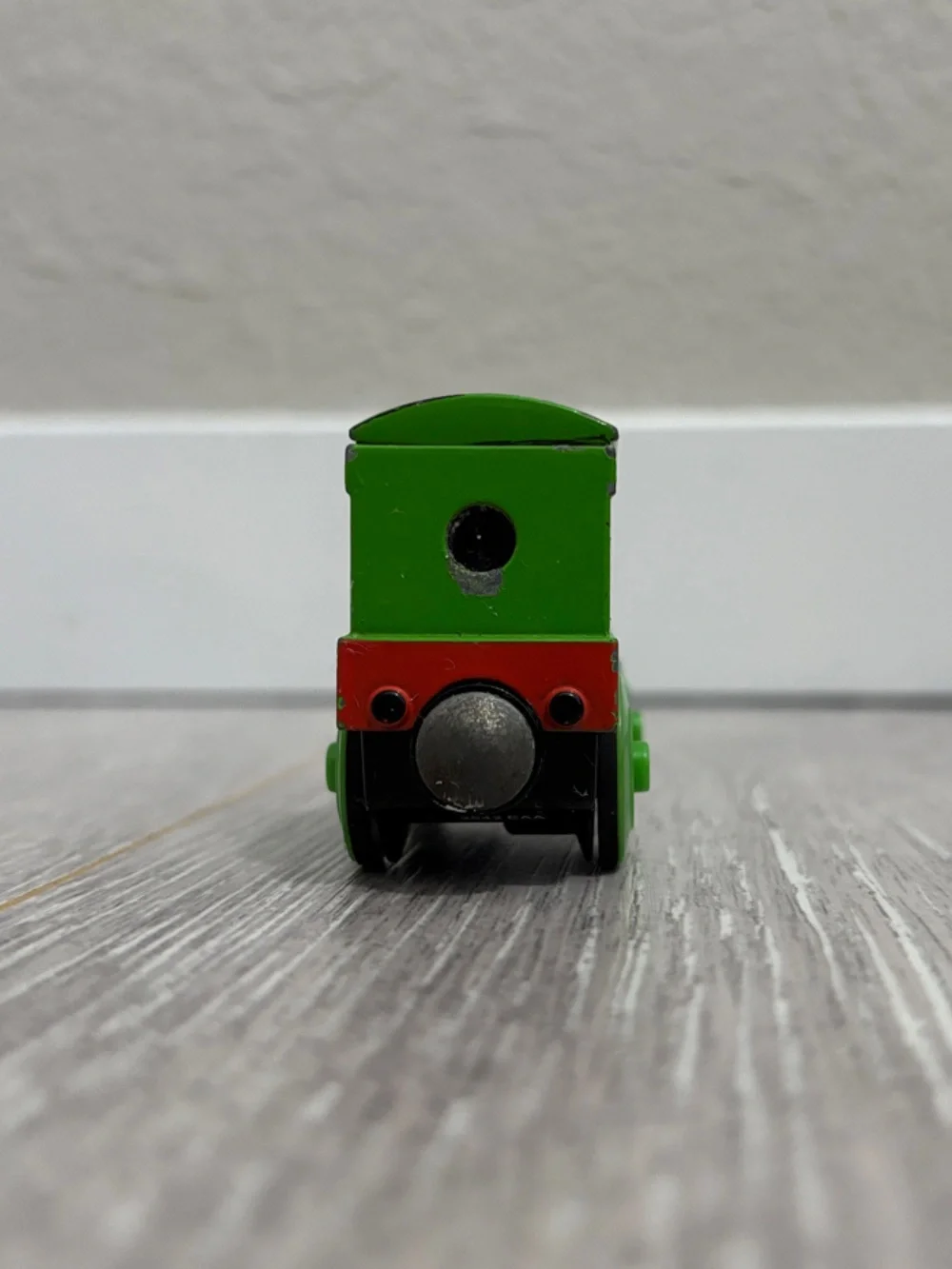 Motorized Percy with Magnets - Works! Thomas & Friends (for wooden tracks)